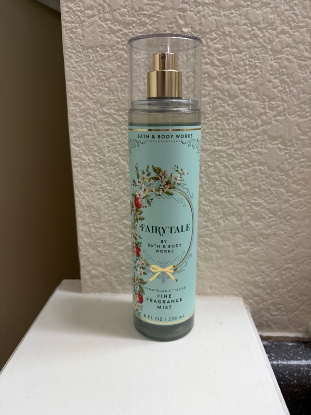 Bath & Body Works Fairytale Fine Fragrance Mist - Light Aqua